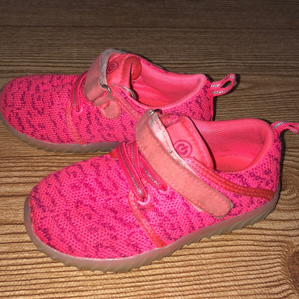 Night-up pink shoes 9T